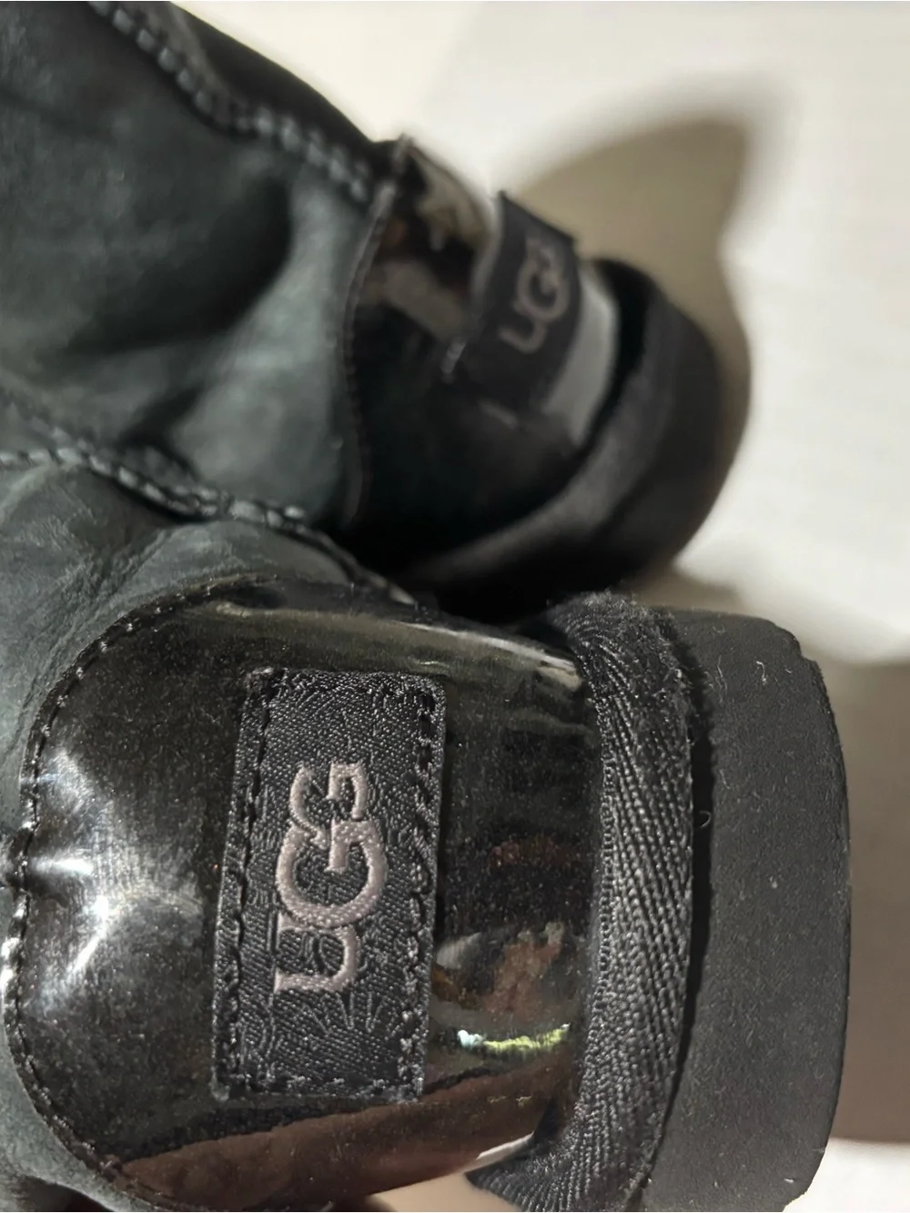 UGG Kids Classic Short Boots in Black
